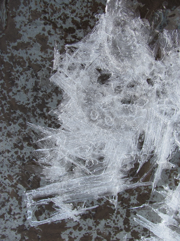 Bizarre Eisformen auf dem Gletscher