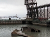 Schiffswrack im Hafen von Pyramiden